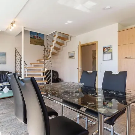 Haus-eriel-og-links Apartment *