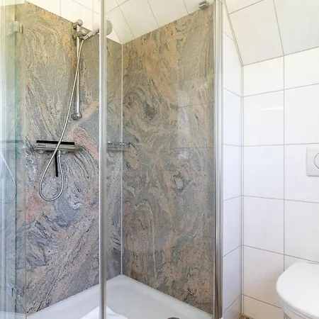 Apartment Haus Eriel Og Links *