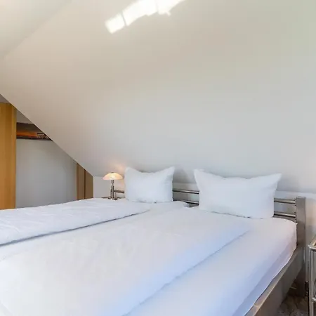 Haus-eriel-og-links Apartment *